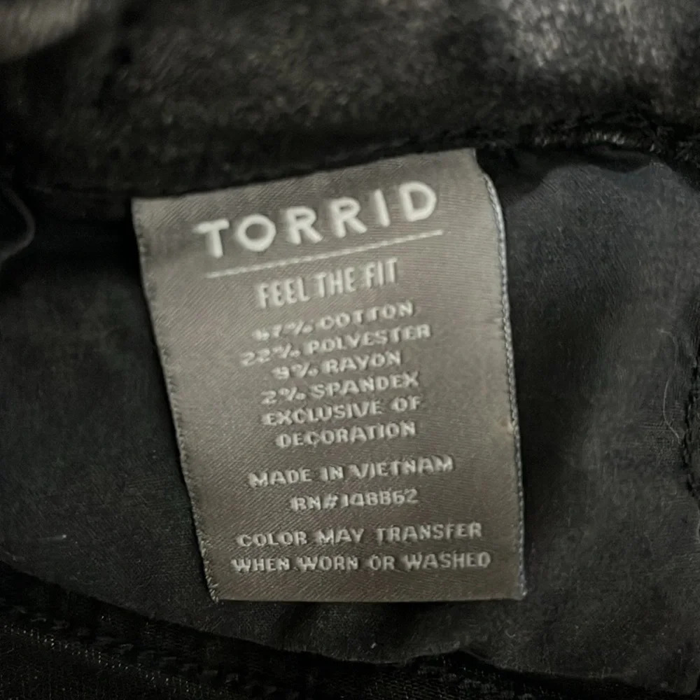 Torrid black denim jogger size 3 (24-26) - Picture 5 of 7